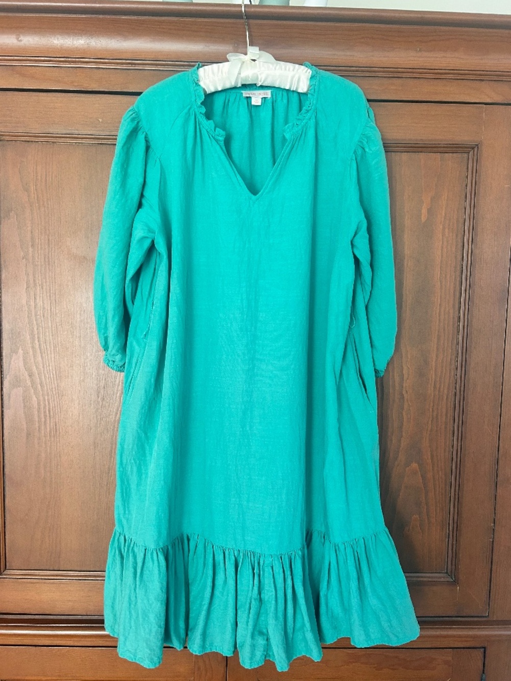 Beautiful Knox Rose green tiered ruffle dress